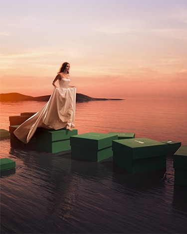 LOVE, MARRIAGE, LA MER